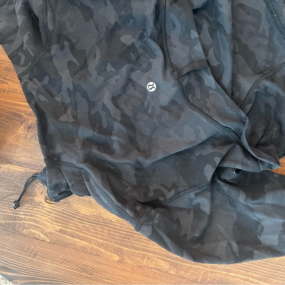 Lululemon align camo jacket - Picture 3 of 3